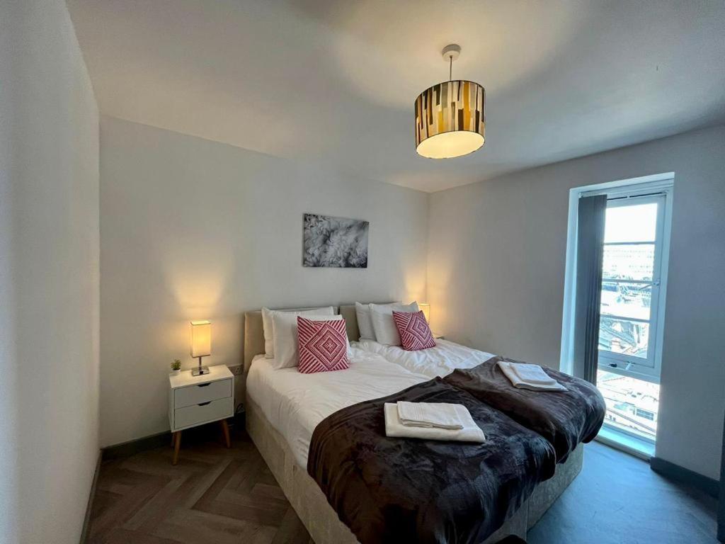 Luxury 02 Academy Centre 2 Bed Mailbox Bullring Leisure & Families *
