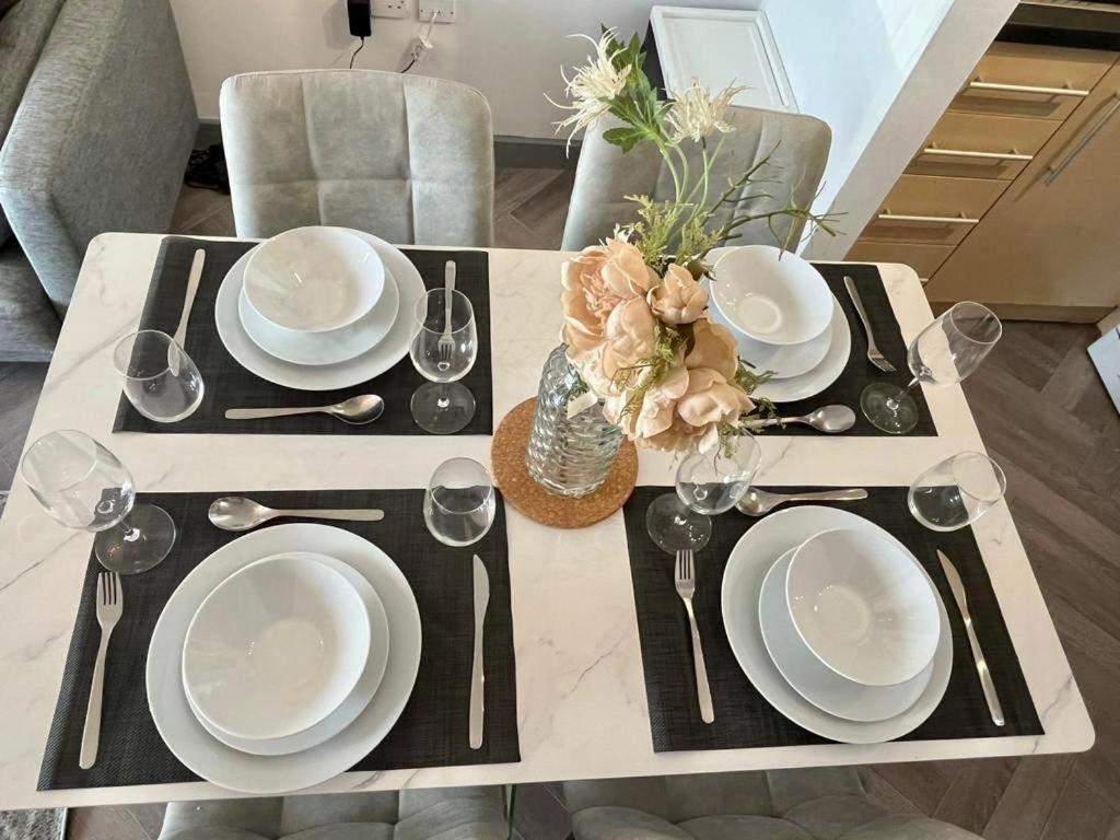 Luxury 02 Academy Centre 2 Bed Mailbox Bullring Leisure & Families Apartment *